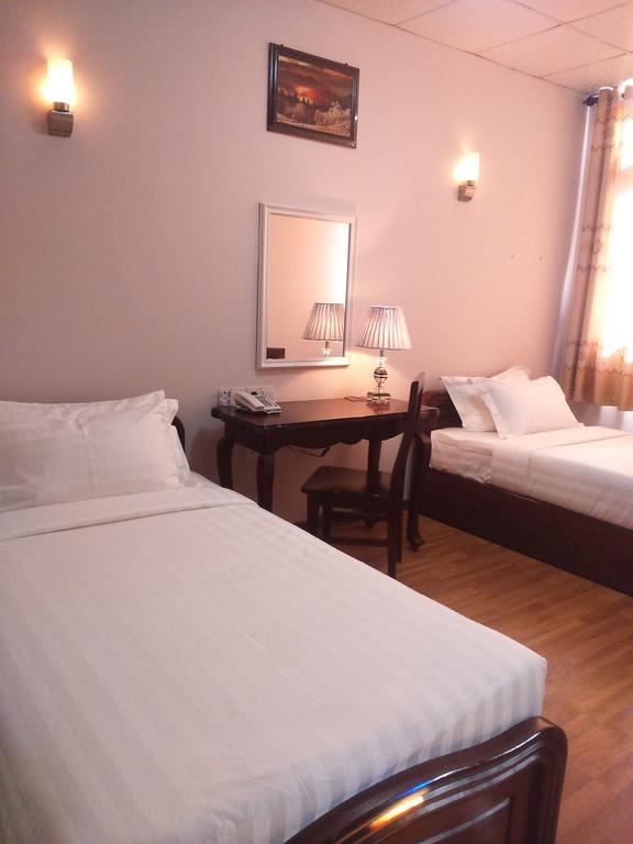 Hotel Iceland Мандалей Екстериор снимка