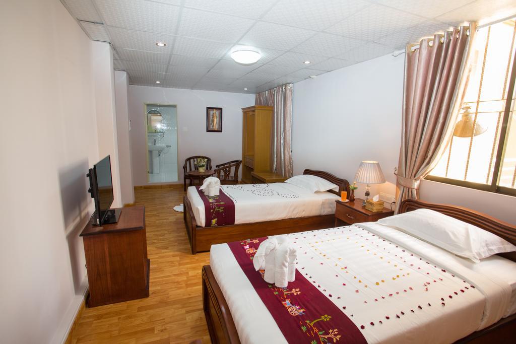 Hotel Iceland Мандалей Екстериор снимка