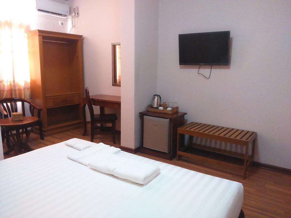 Hotel Iceland Мандалей Екстериор снимка
