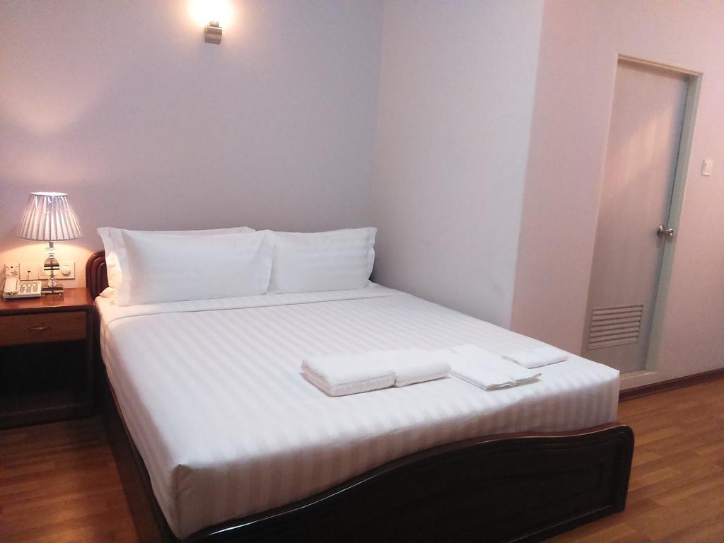 Hotel Iceland Мандалей Екстериор снимка